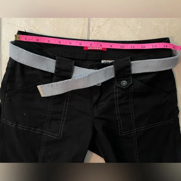UNIONBAY Black Capris with Adjustable Gray Belt - Picture 5 of 16